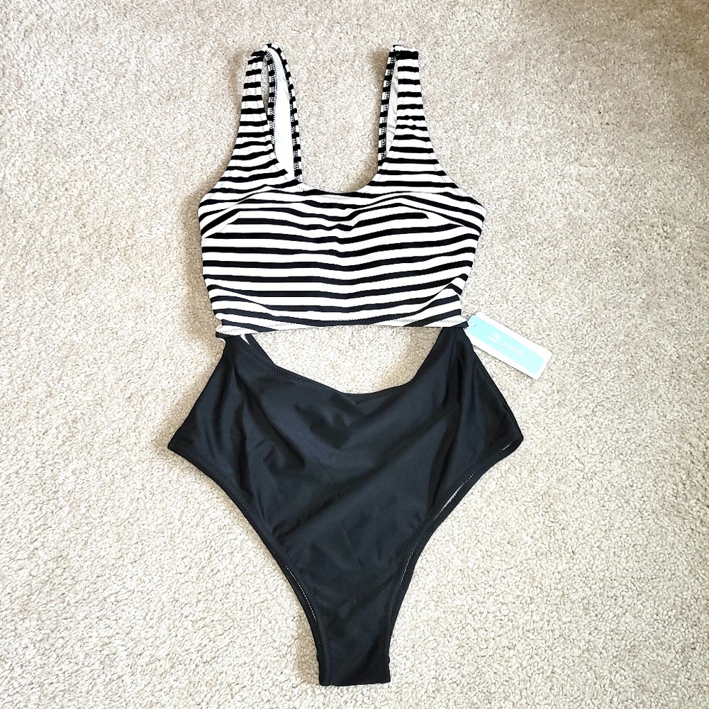 NEW Cupshe Black And White Cutout Swimsuit-  Medium